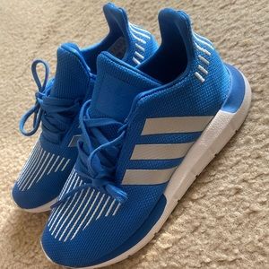 Adidas Kids running shoes size 3 Ortholite insole.